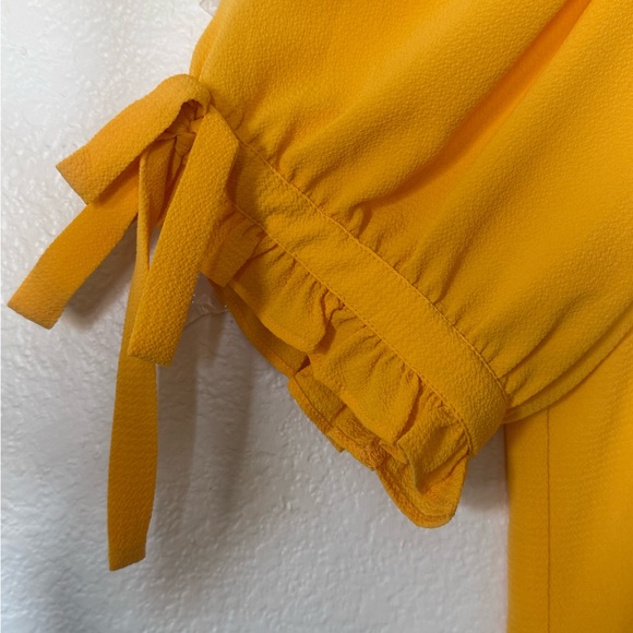 CeCe Yellow Top - Picture 7 of 15